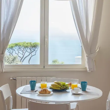 Bayview Posillipo, Modern, Spacious, Kids-friendly, Stunning View * Naples