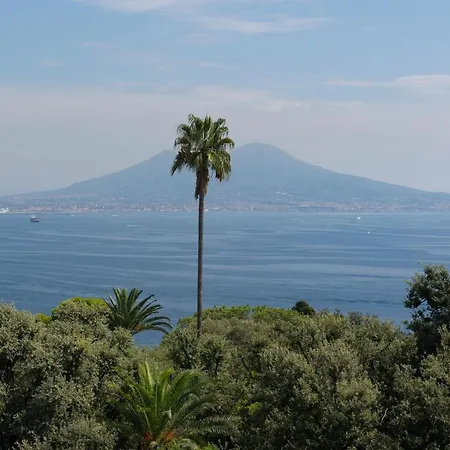 Apartment Bayview Posillipo, Modern, Spacious, Kids-friendly, Stunning View *