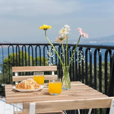 Apartment Bayview Posillipo, Modern, Spacious, Kids-friendly, Stunning View Naples